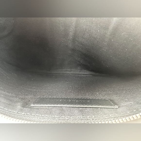 BALENCIAGA Everyday leather clutch bag - Picture 5 of 9